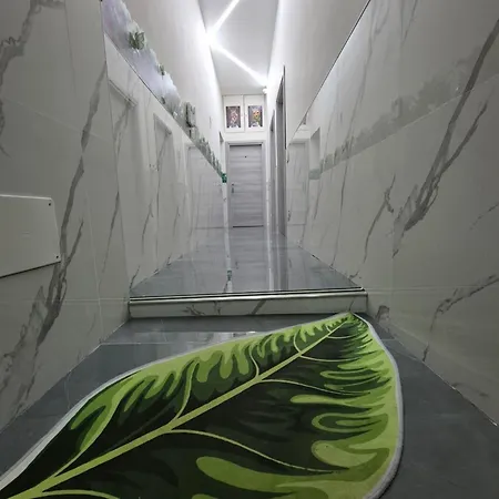 Phoenix Station 3* Neapol