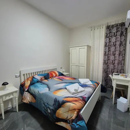 Phoenix Station B&B 나폴리