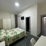 Phoenix Station 3* Naples