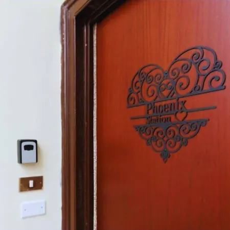 Bed & Breakfast Phoenix Station Neapol