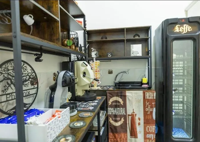 Bed & Breakfast Phoenix Station 3*