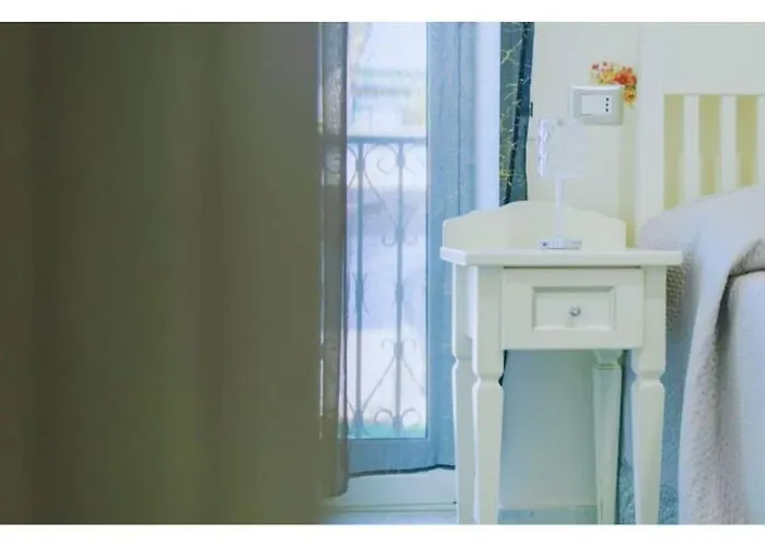 Bed & Breakfast Phoenix Station 3*