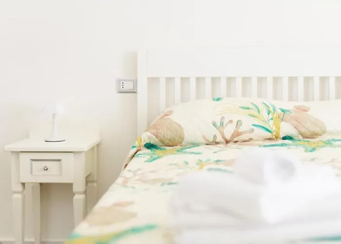 Phoenix Station Neapol